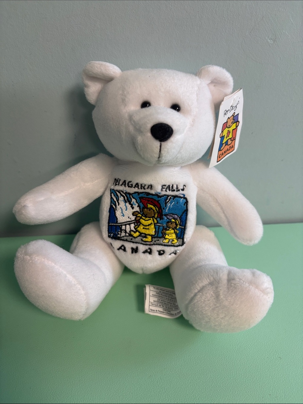 Per-Design Canada Niagara Falls White Polar Bear Plush Stuffed Animal, Kid Plush